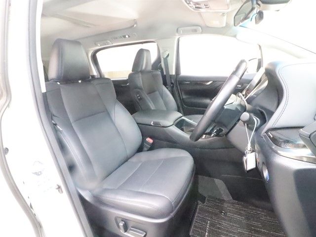 TOYOTA VELLFIRE  HYBRID 4WD 2021 Image 31