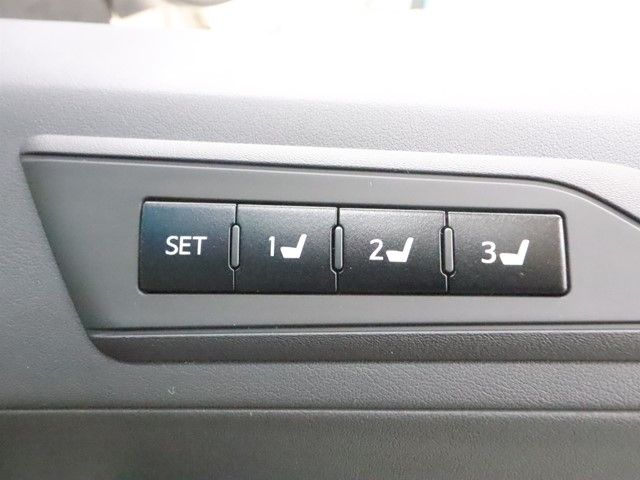 TOYOTA VELLFIRE  HYBRID 4WD 2021 Image 31