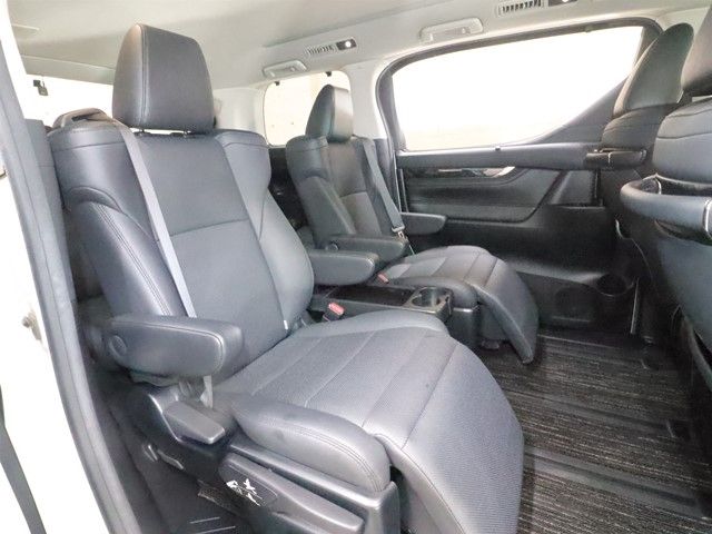 TOYOTA VELLFIRE  HYBRID 4WD 2021 Image 31