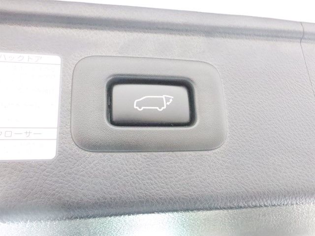 TOYOTA VELLFIRE  HYBRID 4WD 2021 Image 31