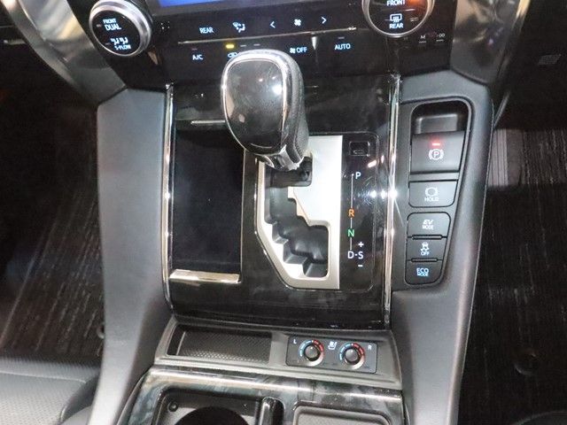 TOYOTA VELLFIRE  HYBRID 4WD 2021 Image 31