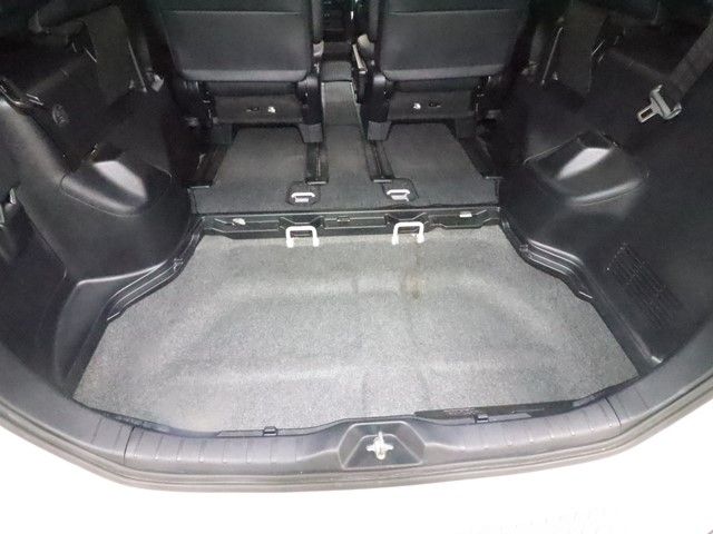 TOYOTA NOAH 2018 Image 31