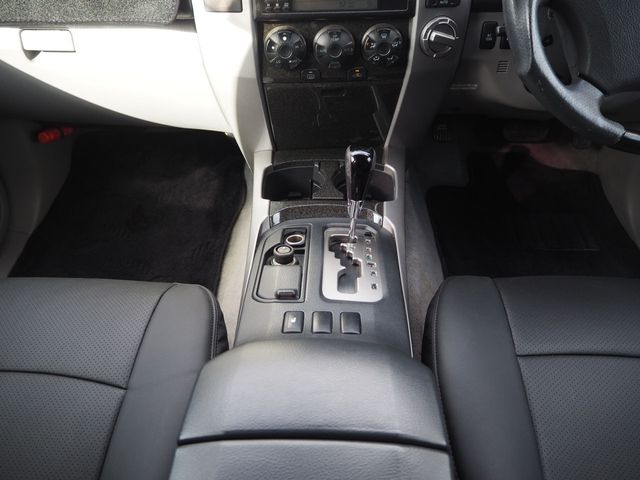 TOYOTA HILUXSURF WAGON 4WD 2003 Image 31