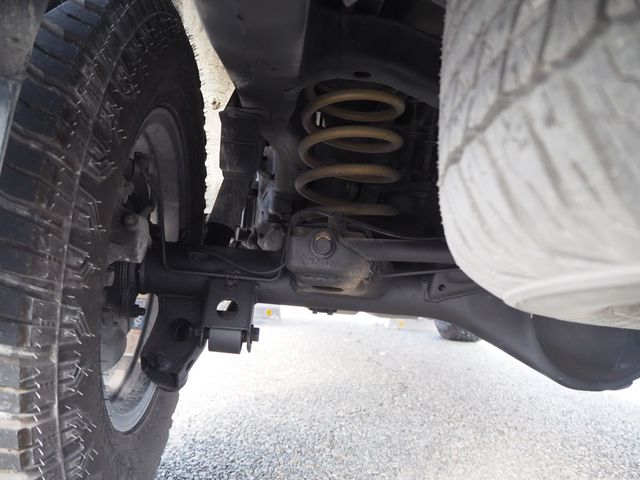 TOYOTA HILUXSURF WAGON 4WD 2003 Image 31