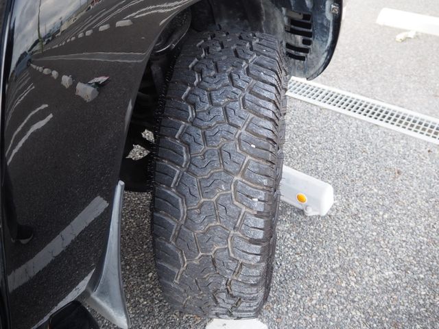 TOYOTA HILUXSURF WAGON 4WD 2003 Image 31