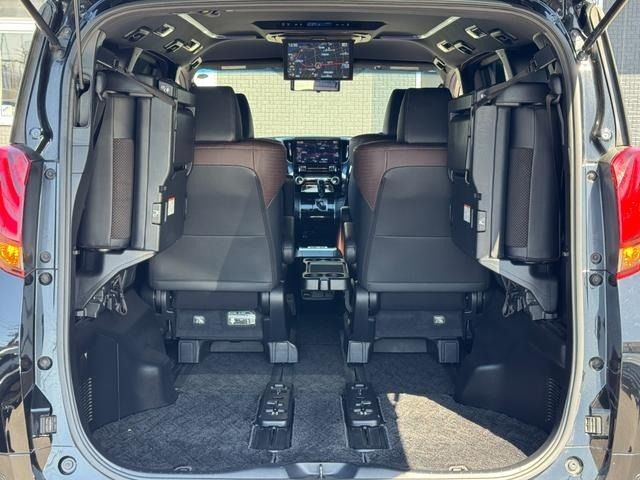 TOYOTA ALPHARD 2016 Image 31
