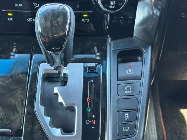 TOYOTA ALPHARD 2016 Image 31