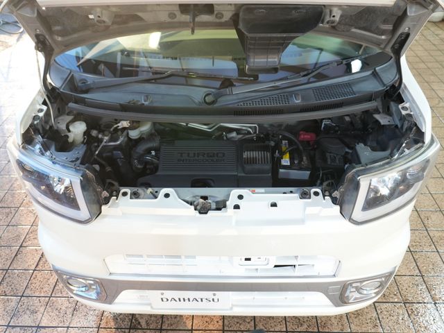 DAIHATSU WAKE 2015 Image 31