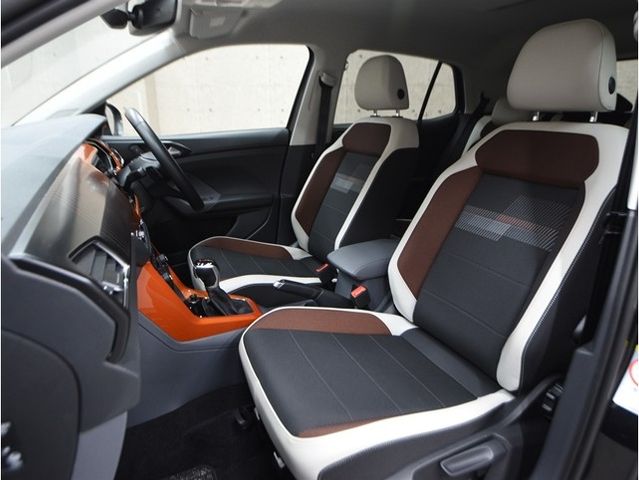 VOLKSWAGEN T-CROSS 2020 Image 31