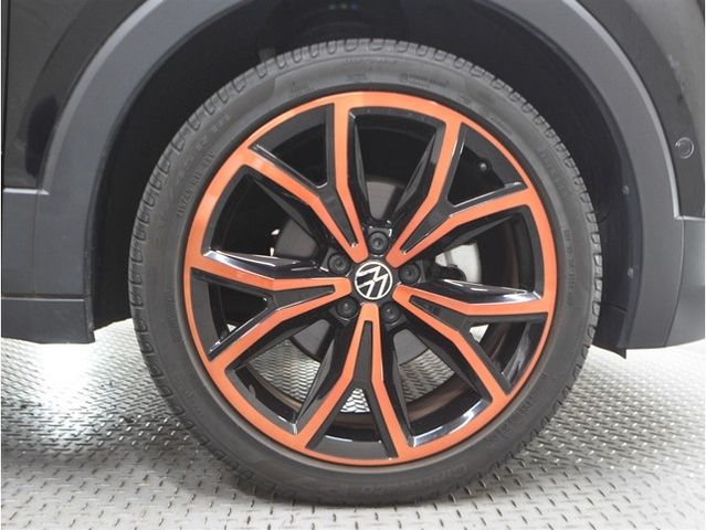 VOLKSWAGEN T-CROSS 2020 Image 31