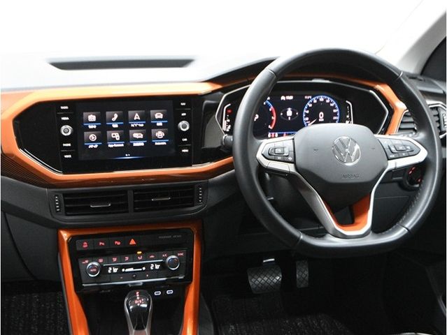 VOLKSWAGEN T-CROSS 2020 Image 31