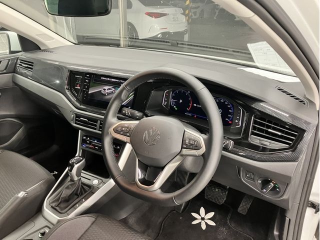 VOLKSWAGEN POLO 2025 Image 31