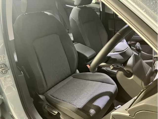 VOLKSWAGEN GOLF 2025 Image 31