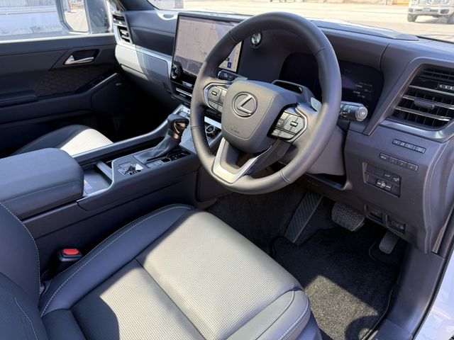 TOYOTA LEXUS GX550 2025 Image 31