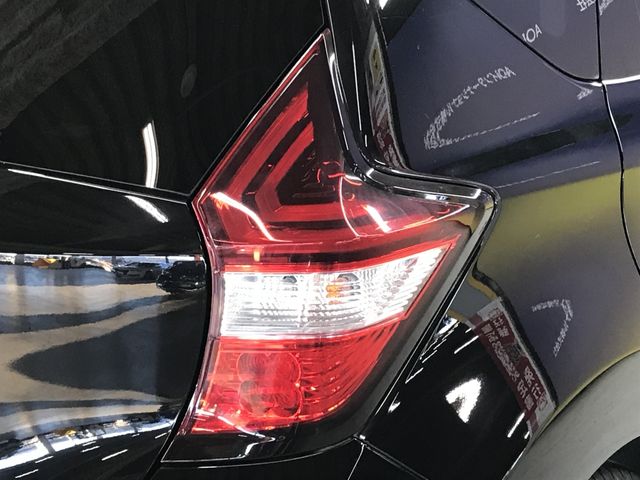 NISSAN NOTE 2017 Image 31