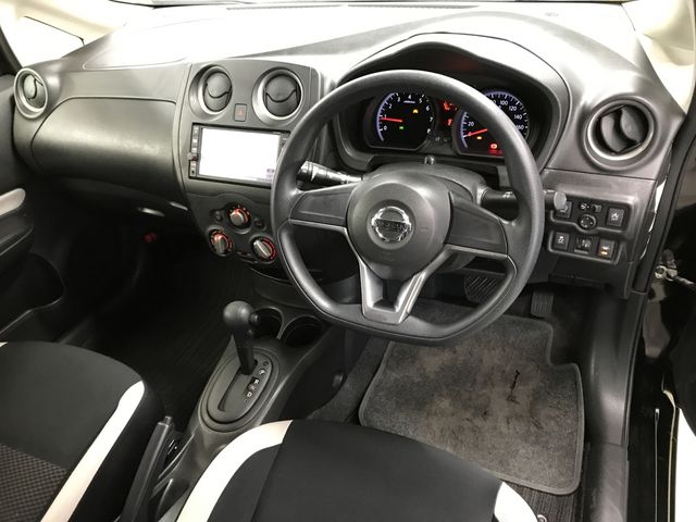 NISSAN NOTE 2017 Image 31