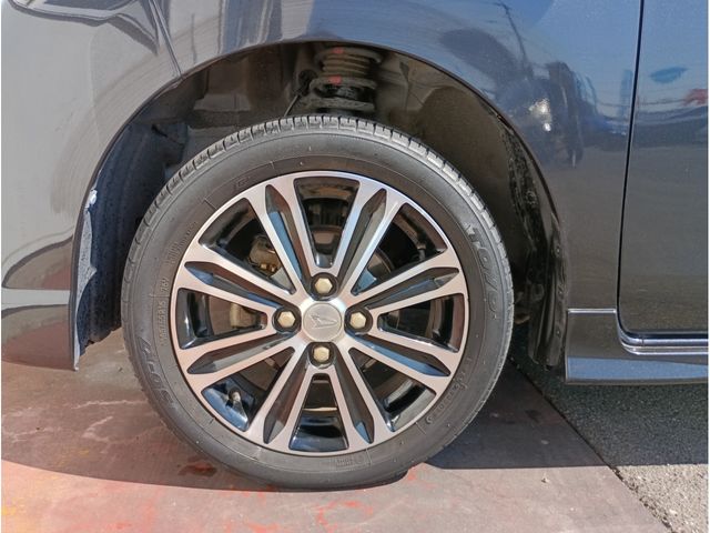 DAIHATSU TANTO CUSTOM 2017 Image 31