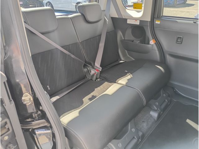 DAIHATSU TANTO CUSTOM 2017 Image 31