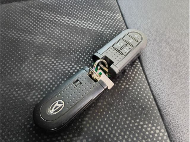 DAIHATSU TANTO CUSTOM 2017 Image 31