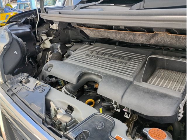 DAIHATSU TANTO CUSTOM 2017 Image 31