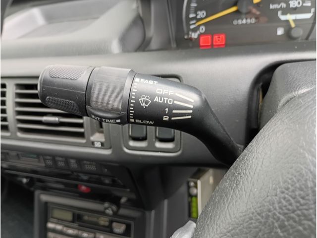 MITSUBISHI GALANT 1988 Image 31