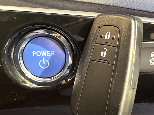 TOYOTA PRIUS 2016 Image 31