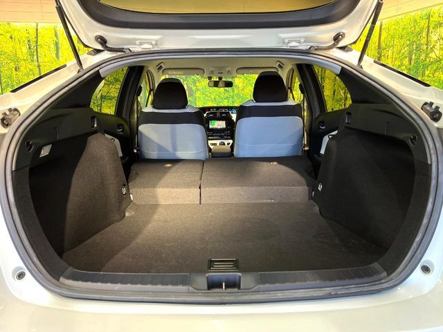 TOYOTA PRIUS 2016 Image 31