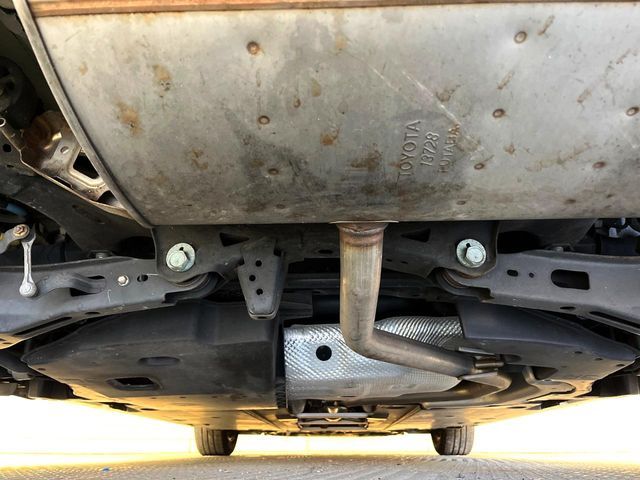 TOYOTA PRIUS 2016 Image 31