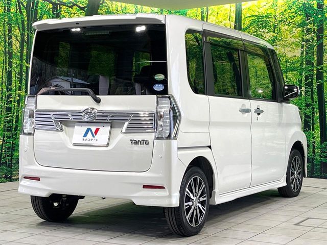 DAIHATSU TANTO CUSTOM 2017 Image 31