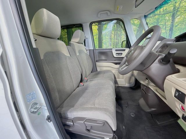 HONDA N BOX 2018 Image 31