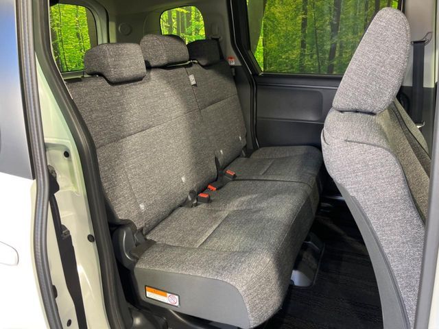 TOYOTA SIENTA HYBRID 2024 Image 31