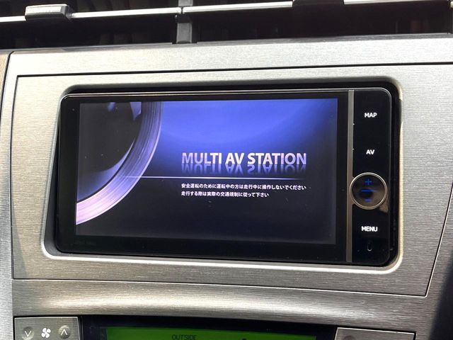 TOYOTA PRIUS 2013 Image 31