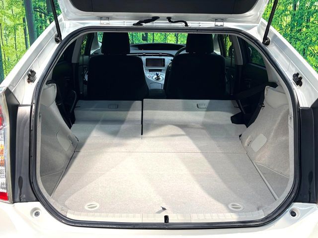 TOYOTA PRIUS 2013 Image 31