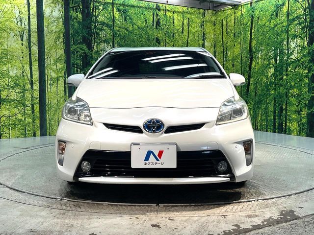 TOYOTA PRIUS 2013 Image 31