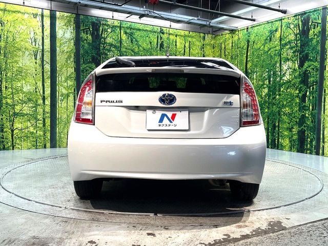 TOYOTA PRIUS 2013 Image 31