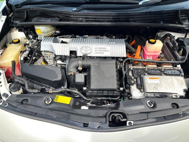 TOYOTA PRIUS 2013 Image 31
