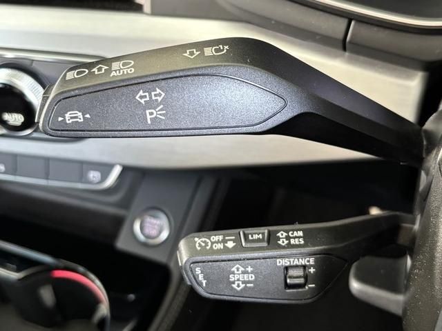 AUDI A4 AVANT 2023 Image 31