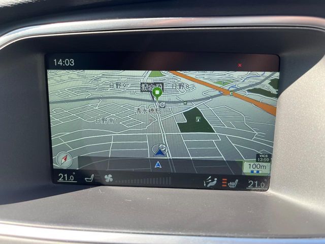 VOLVO V40 2015 Image 31