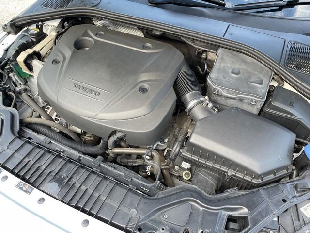 VOLVO V60 2017 Image 31