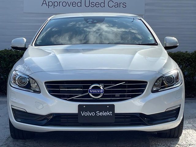 VOLVO V60 2017 Image 31