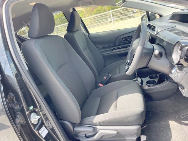 TOYOTA AQUA 2018 Image 31