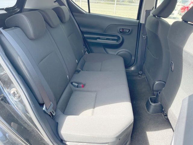 TOYOTA AQUA 2018 Image 31