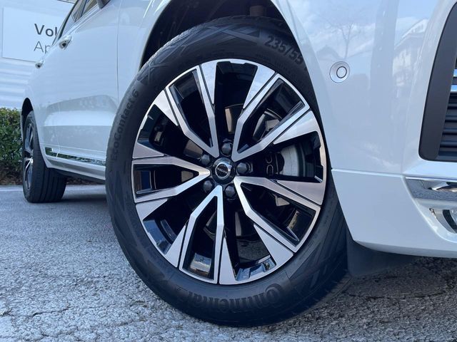 VOLVO XC60 2022 Image 31