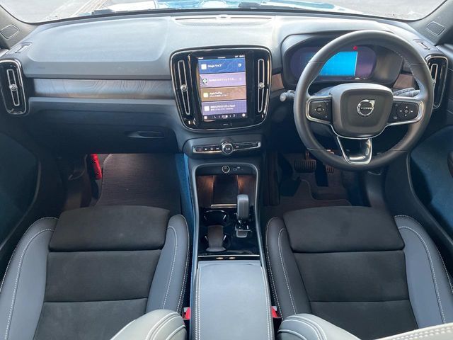 VOLVO XC40 2023 Image 31