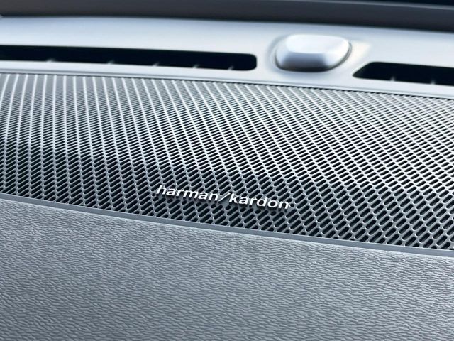 VOLVO XC40 2023 Image 31