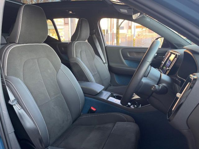 VOLVO XC40 2023 Image 31