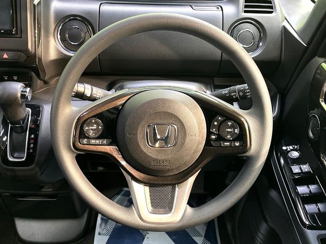 HONDA N BOX CUSTOM 2020 Image 31