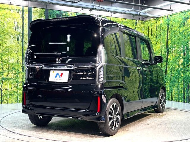 HONDA N BOX CUSTOM 2020 Image 31