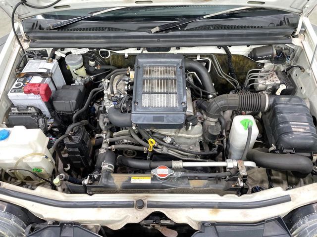 SUZUKI JIMNY 4WD 2009 Image 31