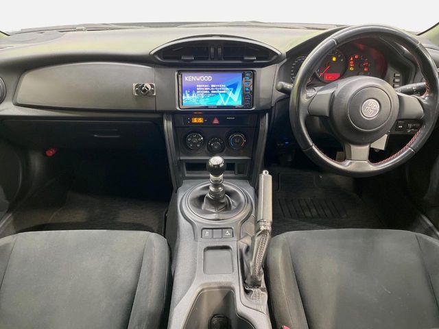 TOYOTA 86 2018 Image 31
